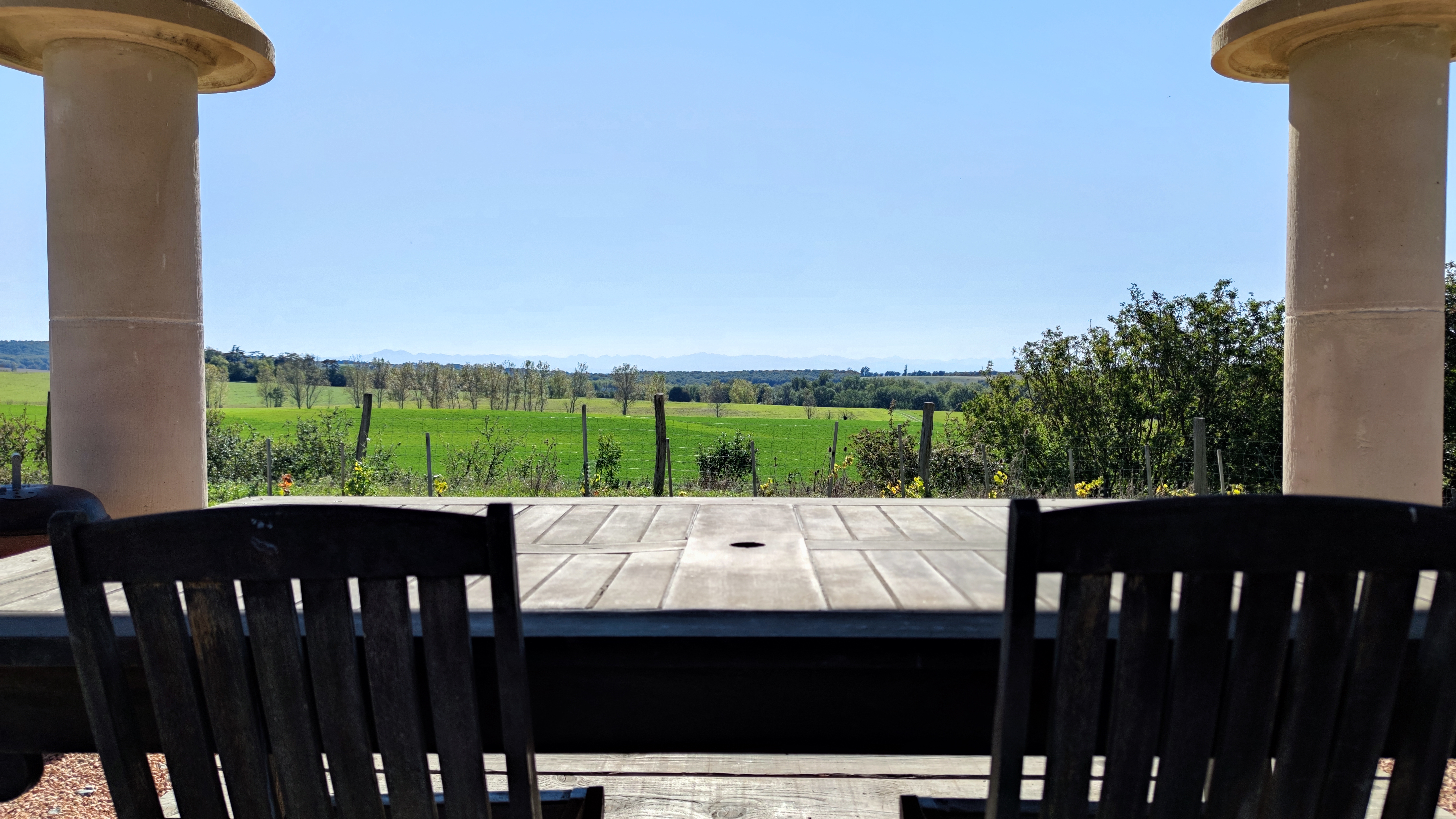 Façade du pigeonnier au coucher du soleil